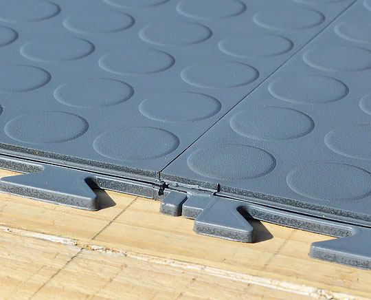 STUD TuffSeal PUR PVC Floor tiles